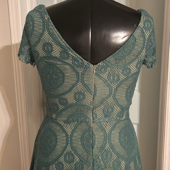Joyfolie Teal Lace Dress - Picture 5 of 11